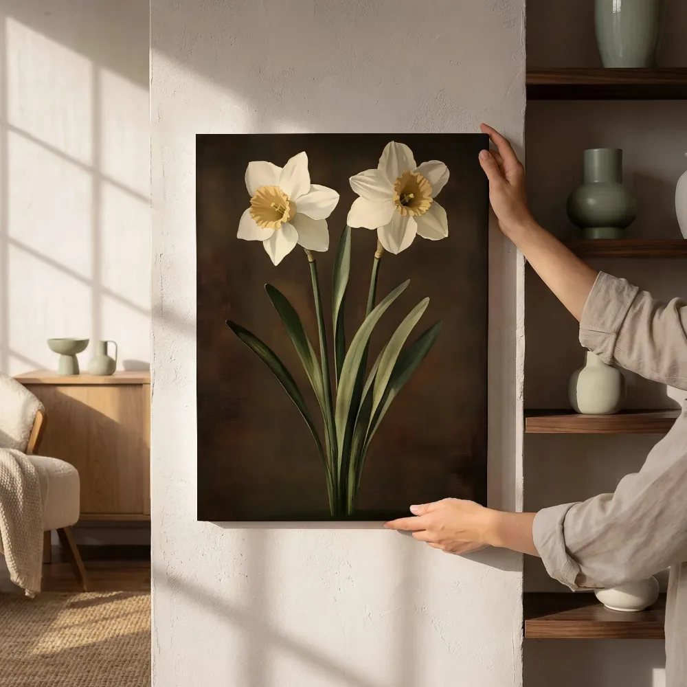 Sfeerimpressie: Witte narcissen naast de kast