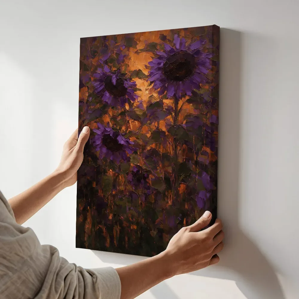 Sfeerimpressie: Zonnebloem in paarsoranje terwijl het aan de muur wordt gehangen