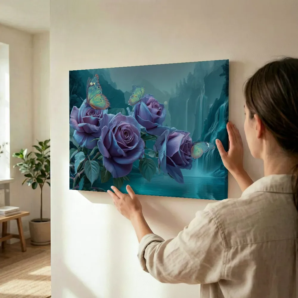 Sfeerimpressie: Paarse rozen en vlinders bij de waterval terwijl het wordt opgehangen