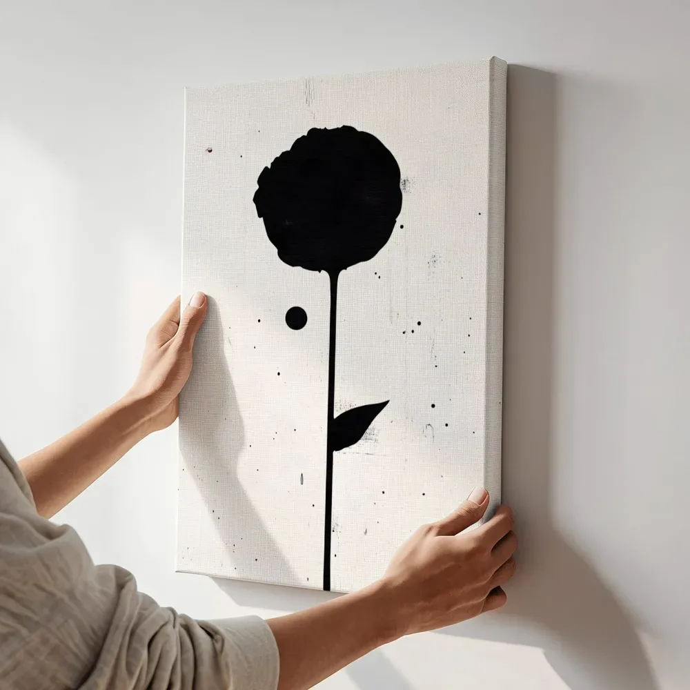 Sfeerimpressie: Silhouet bloem terwijl het aan de muur wordt gehangen