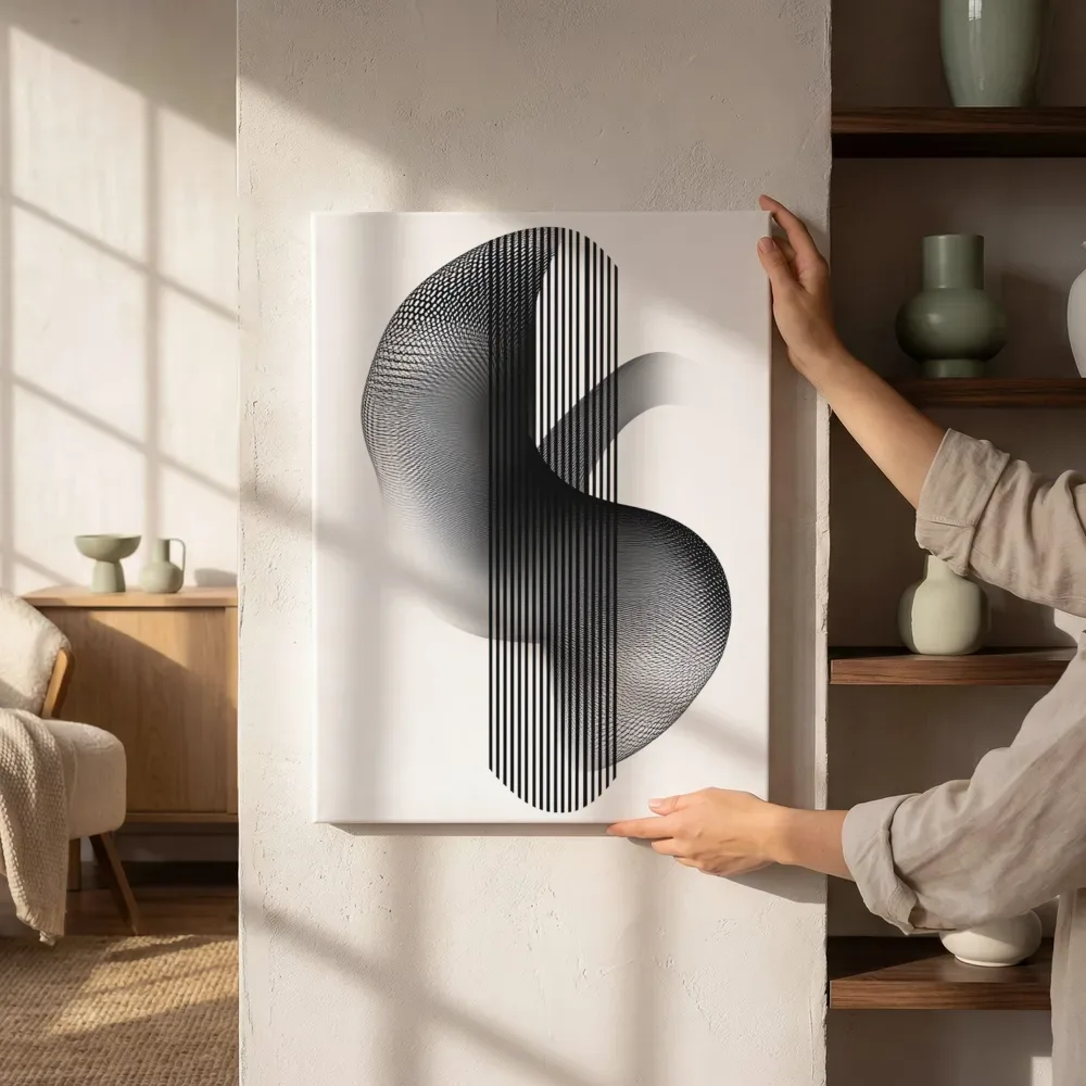 Sfeerimpressie: Zwart-wit swirl strepen naast de kast