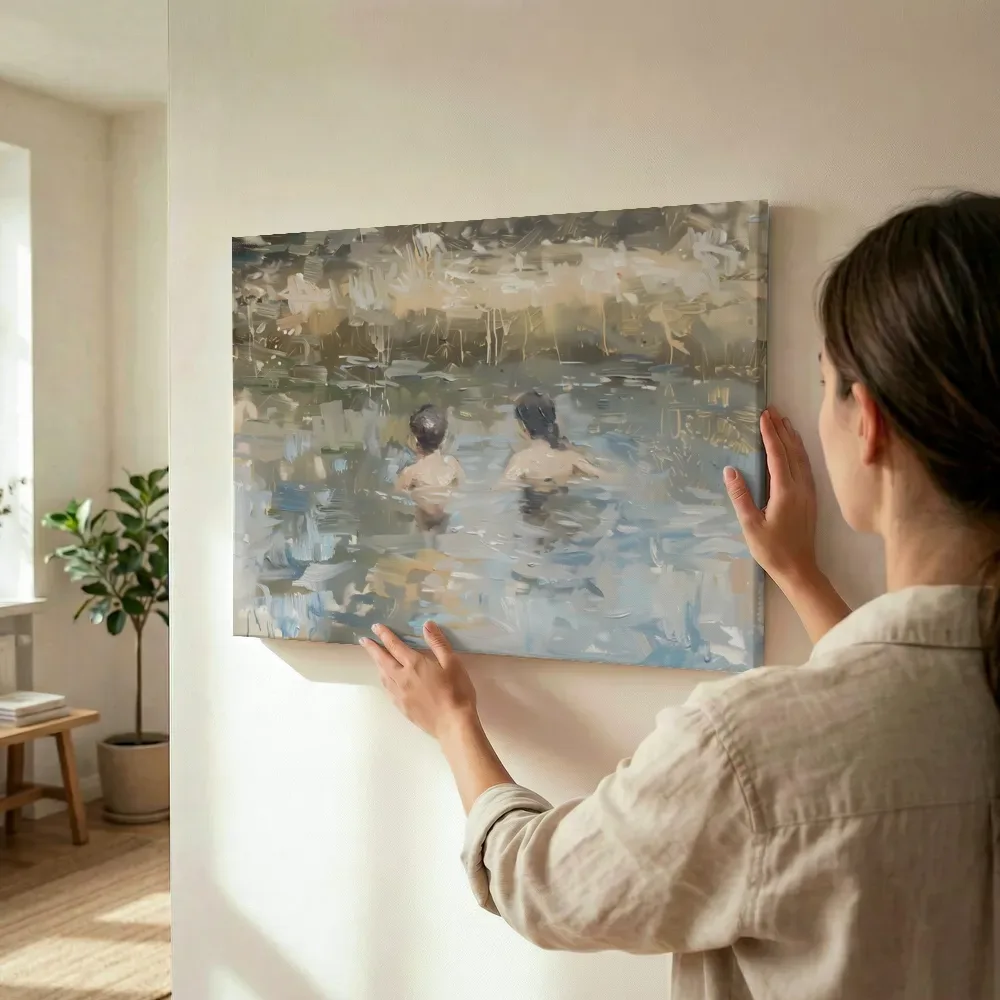 Sfeerimpressie: Zwemmers in gouden water terwijl het wordt opgehangen
